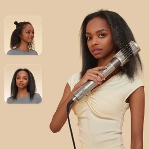 Прямые и гладкие волосы без усилий   Щетка для выпрямления отлично справится с непослушными волосами. Она упрощает процесс укладки, позволяя без особых усилий добиться гладких и прямых волос.